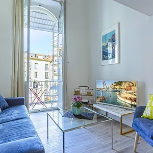 https://my-casa-gioffredo-30.fr-provencehotel.com